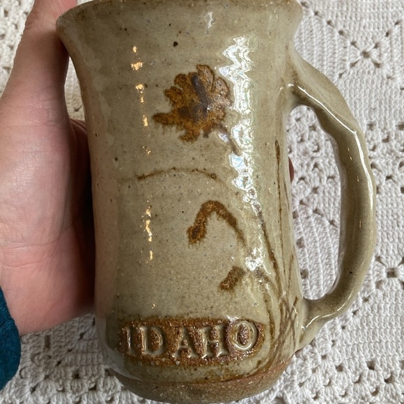 Mountain High Pottery new clay handmade mug Idaho floral natural - Picture 7 of 8